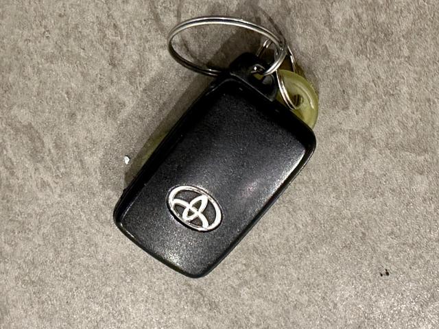 アクア Ｇ　Ｇ’ｓ　純正ナビ／ＴＶ／ＣＤ／ＤＶＤ／Ｂｌｕｅｔｏｏｔｈ　ＥＴＣ　Ｇ’ｚ専用１７インチアルミ／シート／エアロ　シートヒーター　ＬＥＤライト／フォグライト（66枚目）