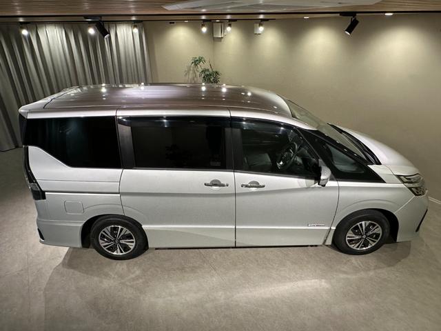 セレナ e-パワー ハイウェイスターV プロパイロット 純正10インチナビ/TV/CD/DVD/Bluray/Bluetooth 後席モニター アランドビューモニター インテリジェントルームミラー ETC LEDライト/フォグライト(17枚目)