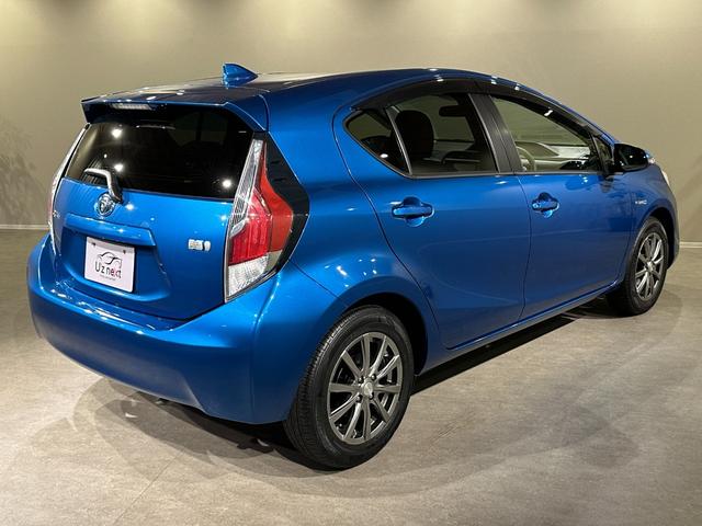 アクア Ｓ　純正ナビ／ＴＶ／ＣＤ／Ｂｌｕｅｔｏｏｔｈ　バックモニター　社外１５インチアルミ　ＬＥＤライト／フォグライト　キーレス　ＴＳＳ　プリクラッシュブレーキ／レーンアシスト／オートマチックハイビーム（19枚目）