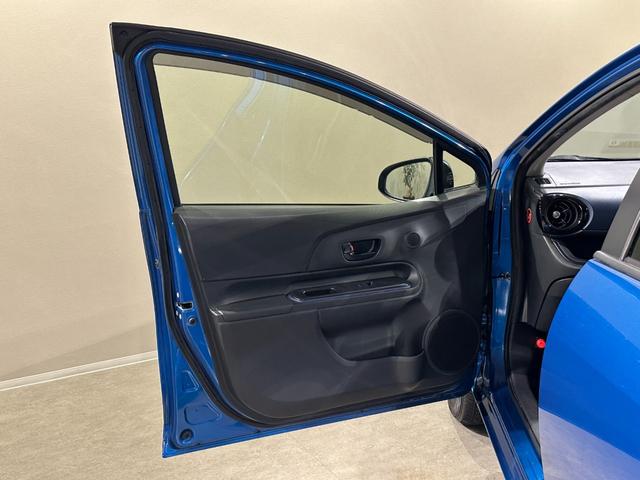 アクア Ｓ　純正ナビ／ＴＶ／ＣＤ／Ｂｌｕｅｔｏｏｔｈ　バックモニター　社外１５インチアルミ　ＬＥＤライト／フォグライト　キーレス　ＴＳＳ　プリクラッシュブレーキ／レーンアシスト／オートマチックハイビーム（33枚目）