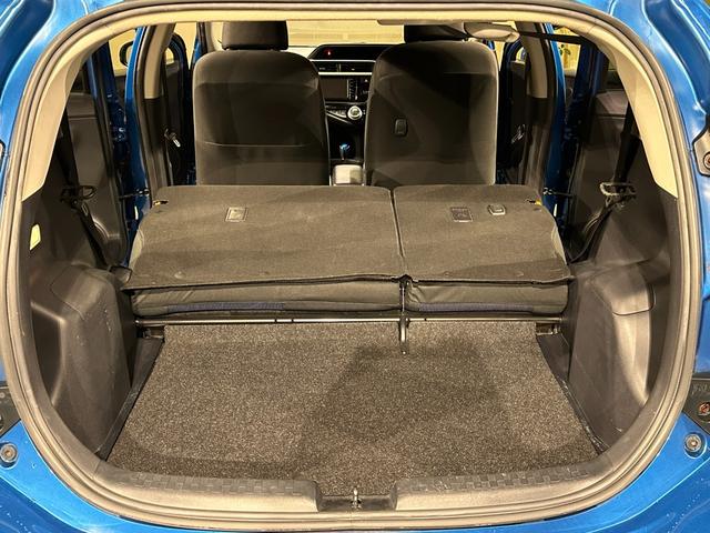 アクア Ｓ　純正ナビ／ＴＶ／ＣＤ／Ｂｌｕｅｔｏｏｔｈ　バックモニター　社外１５インチアルミ　ＬＥＤライト／フォグライト　キーレス　ＴＳＳ　プリクラッシュブレーキ／レーンアシスト／オートマチックハイビーム（38枚目）