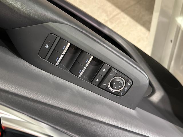 プリウス G 純正ディスプレイオーディオ/TV/Bluetoot/MiracastR バックモニター 2.0ETC シートヒーター 純正19インチアルミ ブラインドスポットモニター LEDライト TSS(31枚目)