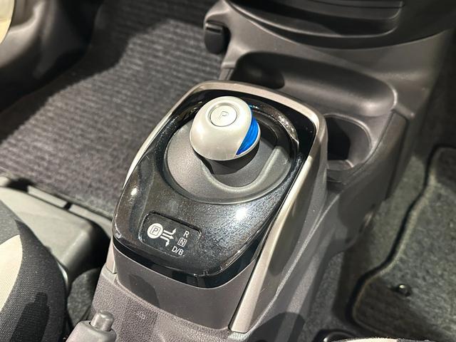 ノート e-パワー X 純正ナビ/TV/CD/DVD/Bluetooth ETC ドラレコ LEDライト 社外14インチアルミ エマージェンシーブレーキ/レーンアシスト(57枚目)