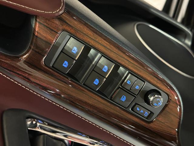 ハリアー プレミアム アドバンスドパッケージ メーカーOPナビ/TV/CD/DVD/Bluetooth/JBL パノラマモニター ETC ドラレコ 純正18インチアルミ プリクラッシュブレーキ/レーダークルーズ/レーンアシスト パワーバックドア(30枚目)