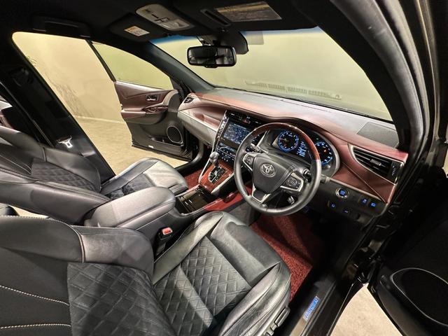 ハリアー プレミアム アドバンスドパッケージ メーカーOPナビ/TV/CD/DVD/Bluetooth/JBL パノラマモニター ETC ドラレコ 純正18インチアルミ プリクラッシュブレーキ/レーダークルーズ/レーンアシスト パワーバックドア(55枚目)