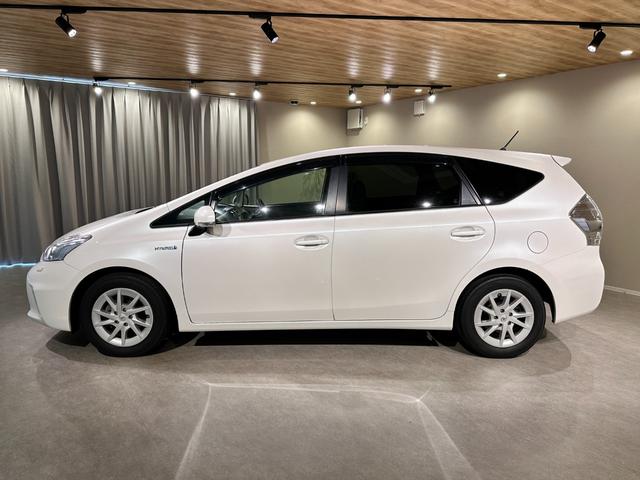 プリウスアルファ Ｓ　純正ナビ／ＴＶ／ＣＤ／ＤＶＤ／Ｂｌｕｅｔｏｏｔｈ　バックモニター　ＥＴＣ　ＬＥＤライト　ＵＳＢ　純正１６インチアルミ　クルコン（15枚目）