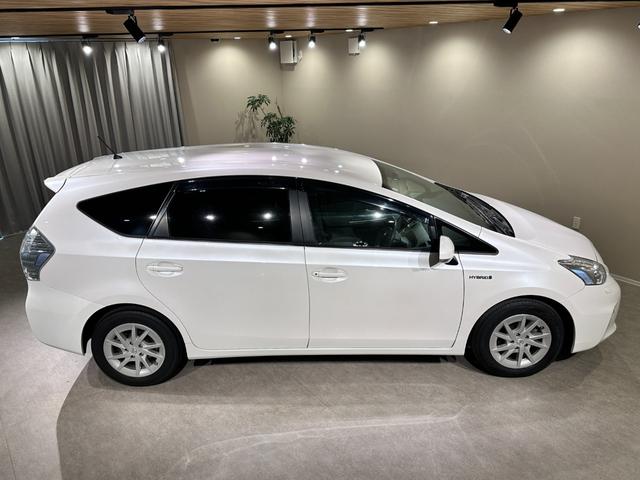 プリウスアルファ Ｓ　純正ナビ／ＴＶ／ＣＤ／ＤＶＤ／Ｂｌｕｅｔｏｏｔｈ　バックモニター　ＥＴＣ　ＬＥＤライト　ＵＳＢ　純正１６インチアルミ　クルコン（18枚目）