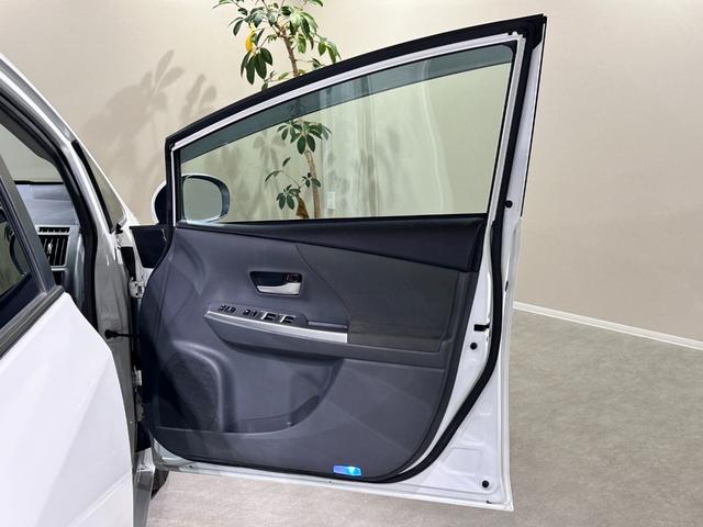 プリウスアルファ Ｓ　純正ナビ／ＴＶ／ＣＤ／ＤＶＤ／Ｂｌｕｅｔｏｏｔｈ　バックモニター　ＥＴＣ　ＬＥＤライト　ＵＳＢ　純正１６インチアルミ　クルコン（30枚目）