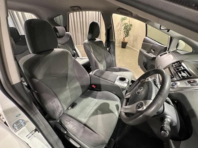 プリウスアルファ Ｓ　純正ナビ／ＴＶ／ＣＤ／ＤＶＤ／Ｂｌｕｅｔｏｏｔｈ　バックモニター　ＥＴＣ　ＬＥＤライト　ＵＳＢ　純正１６インチアルミ　クルコン（36枚目）