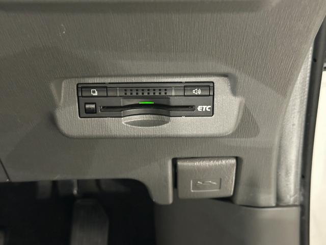 プリウスアルファ Ｓ　純正ナビ／ＴＶ／ＣＤ／ＤＶＤ／Ｂｌｕｅｔｏｏｔｈ　バックモニター　ＥＴＣ　ＬＥＤライト　ＵＳＢ　純正１６インチアルミ　クルコン（67枚目）