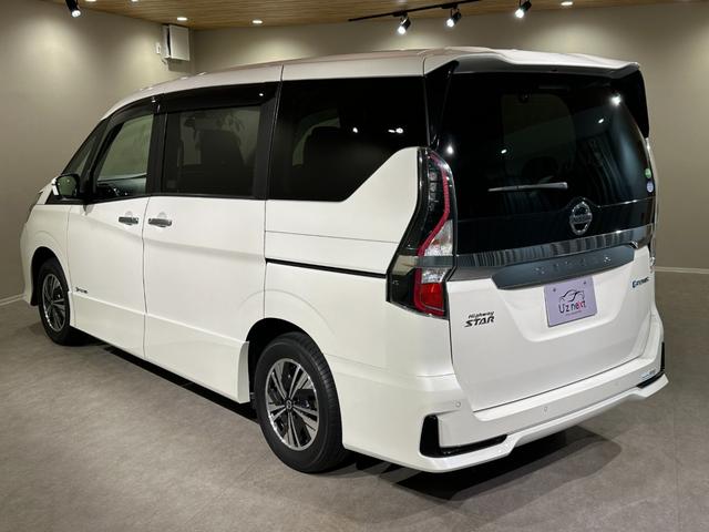 セレナ ｅ－パワー　ハイウェイスターＶ　プロパイロット　純正１０インチナビ／ＴＶ／ＣＤ／ＤＶＤ／Ｂｌｕ－ｒａｙ／Ｂｌｕｅｔｏｏｔｈ　アランドビューモニター　後席モニター　デジタルインナーミラー　ドラレコ前と後　　ＬＥＤライト／フォグライト（22枚目）