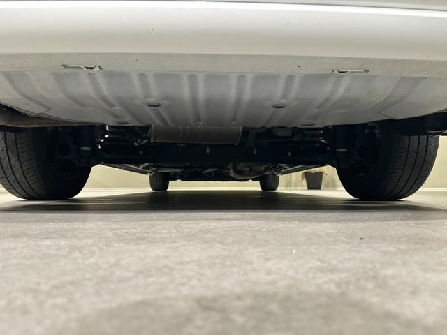 セレナ ｅ－パワー　ハイウェイスターＶ　プロパイロット　純正１０インチナビ／ＴＶ／ＣＤ／ＤＶＤ／Ｂｌｕ－ｒａｙ／Ｂｌｕｅｔｏｏｔｈ　アランドビューモニター　後席モニター　デジタルインナーミラー　ドラレコ前と後　　ＬＥＤライト／フォグライト（29枚目）