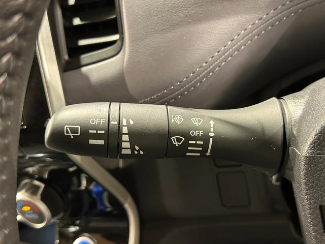 セレナ ｅ－パワー　ハイウェイスターＶ　プロパイロット　純正１０インチナビ／ＴＶ／ＣＤ／ＤＶＤ／Ｂｌｕ－ｒａｙ／Ｂｌｕｅｔｏｏｔｈ　アランドビューモニター　後席モニター　デジタルインナーミラー　ドラレコ前と後　　ＬＥＤライト／フォグライト（58枚目）