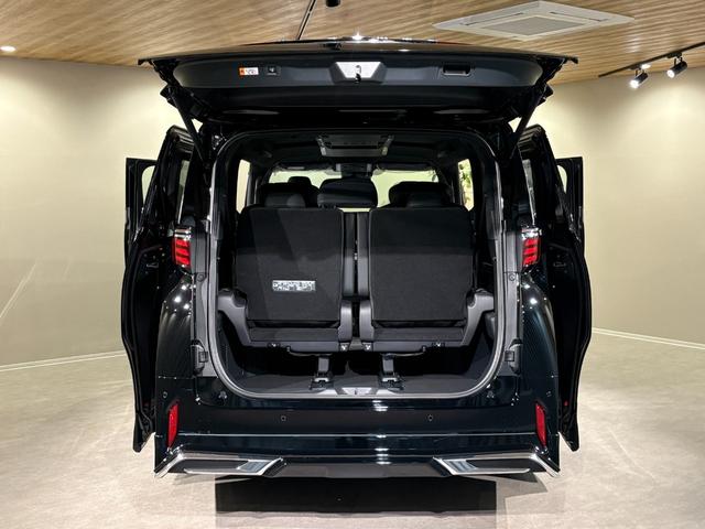 アルファード Ｚ　登録済み未使用車　モデリスタエアロ　メーカーＯＰ／トヨタチームメイトアドバンストパーク＋ＰＫＳＢ＋アドバンスドライブ／ユニバーサルステップ　カラーヘッドアップディスプレイ／左右独立ムーンルーフ／（21枚目）