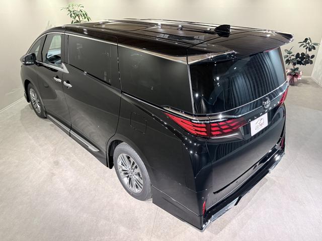 アルファード Ｚ　登録済み未使用車　モデリスタエアロ　メーカーＯＰ／トヨタチームメイトアドバンストパーク＋ＰＫＳＢ＋アドバンスドライブ／ユニバーサルステップ　カラーヘッドアップディスプレイ／左右独立ムーンルーフ／（22枚目）