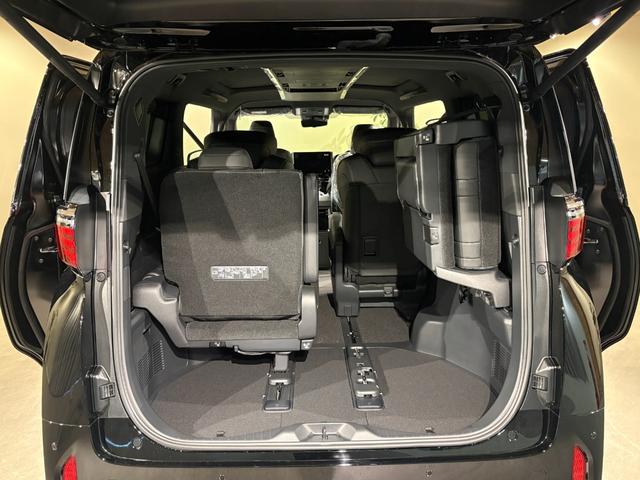 アルファード Ｚ　登録済み未使用車　モデリスタエアロ　メーカーＯＰ／トヨタチームメイトアドバンストパーク＋ＰＫＳＢ＋アドバンスドライブ／ユニバーサルステップ　カラーヘッドアップディスプレイ／左右独立ムーンルーフ／（50枚目）