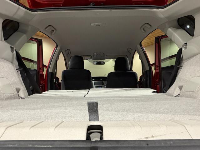 プリウス Ｓマイコーデ　ナビ／ＴＶ／ＣＤ／ＤＶＤ／Ｂｌｕｅｔｏｏｔｈ　バックモニター　ＥＴＣ　ＨＩＤライト　スマートキー＆エンジンプッシュスタート　純正１５インチアルミ（40枚目）