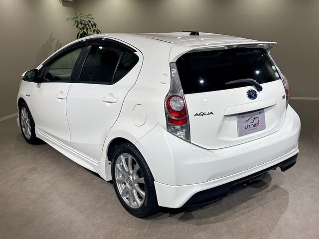 アクア Ｇ　エアロ　純正ナビ／ＴＶ／ＣＤ／Ｂｌｕｅｔｏｏｔｈ　バックモニター　スマートキー＆エンジンプッシュスタート　社外１６インチアルミ（22枚目）