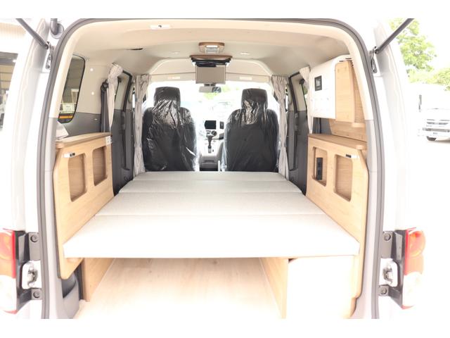 ＮＶ２００バネットバン ＦＯＣＳ　ルソ　ＤＣ１２Ｖクーラーレザーシート加工　リチウム２００Ａｈ　走行充電　外部電源・充電器　フリップダウンモニター（5枚目）