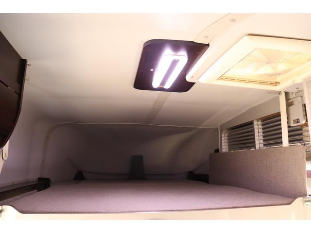 カムロード 　ＹＭＳ　レガード　軽油　４ＷＤ　ＦＦヒーター　トリプルサブバッテリー　１５００Ｗインバーター　電気式温水ボイラー　ルーフベント　１６インチテレビ　地デジアンテナ　アルミホイール　電子レンジ（22枚目）