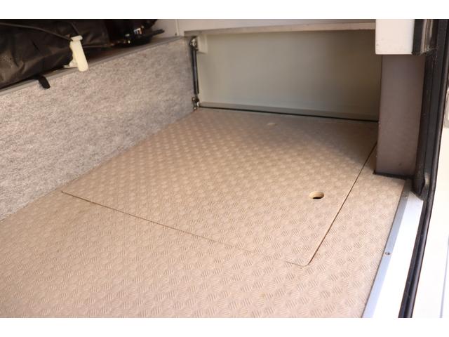 カムロード 　ＹＭＳ　レガード　軽油　４ＷＤ　ＦＦヒーター　トリプルサブバッテリー　１５００Ｗインバーター　電気式温水ボイラー　ルーフベント　１６インチテレビ　地デジアンテナ　アルミホイール　電子レンジ（40枚目）