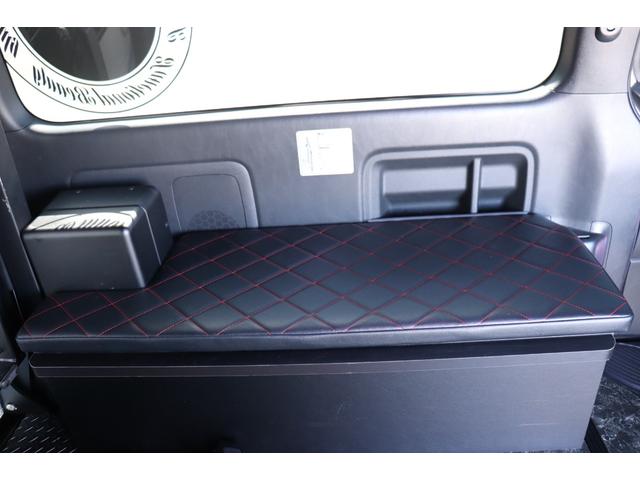 ハイエースバン スーパーＧＬ　ダークプライムＩＩ　ベッドキット　ピボットクルーズコントロール　フロントスポイラー　社外１６インチアルミホイール　車いす用スロープ　リモコン付き（42枚目）