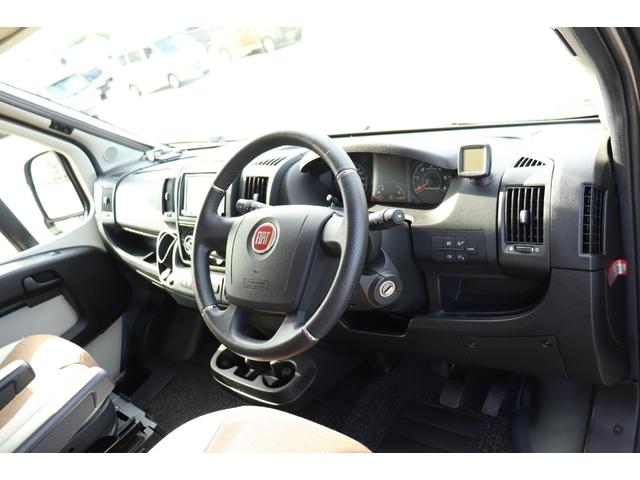 デュカト 　デュカト　リビングストーン５　トルマ燃料式温水ボイラー　トルマ燃料式ＦＦヒーター　１５００ｗインバーター　ツインサブバッテリー　サイドオーニング　８０Ｌ冷蔵庫　カセットトイレ　シャワー（6枚目）