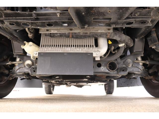 カムロード 　クレア５．３Ｗ　エボリューション　４ＷＤ　家庭用エアコン　トリプルサブバッテリー　ＦＦヒーター　１５００Ｗインバーター　ＤＣ冷蔵庫　１６インチＴＶ　地デジアンテナ　電子レンジ（46枚目）