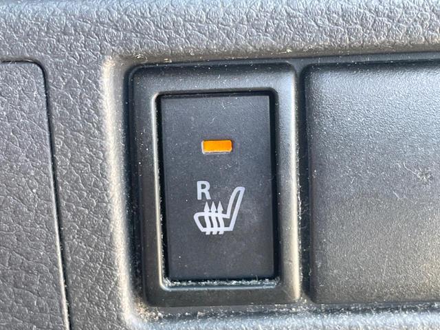 ワゴンＲ ＦＸ　禁煙車　シートヒーター　オートエアコン　グレーインテリア　１４インチホイール　ＣＤ再生　アイドリングストップ　ベンチシート　電動格納ミラー（6枚目）