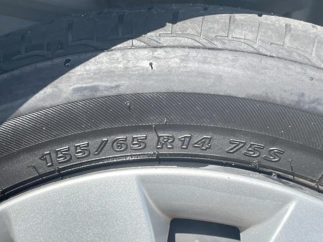 ワゴンＲ ＦＸ　禁煙車　シートヒーター　オートエアコン　グレーインテリア　１４インチホイール　ＣＤ再生　アイドリングストップ　ベンチシート　電動格納ミラー（20枚目）