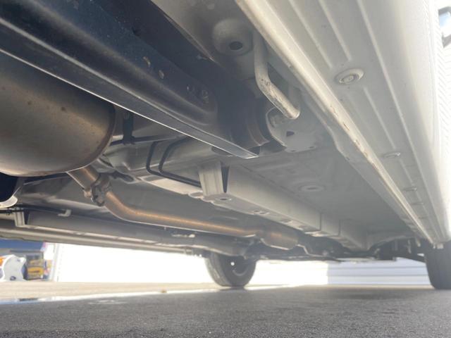 ワゴンＲ ＦＸ　禁煙車　シートヒーター　オートエアコン　グレーインテリア　１４インチホイール　ＣＤ再生　アイドリングストップ　ベンチシート　電動格納ミラー（30枚目）