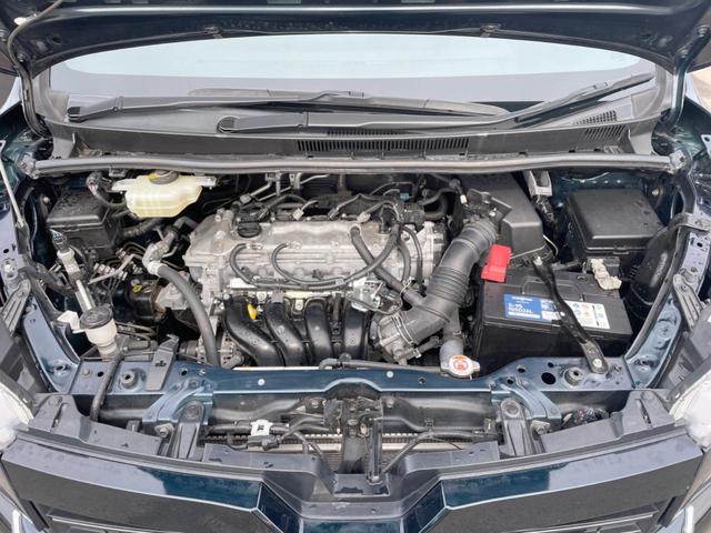 ヴォクシー ＺＳ　煌ＩＩ　両側電動ドア　後席モニター　バックカメラ　衝突被害軽減システム　禁煙車　ドラレコ　コーナーセンサー　スマートキー　ＬＥＤヘッド　ビルトインＥＴＣ　クルコン　オートハイビーム　車線逸脱警報（20枚目）