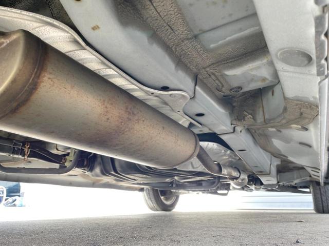 N-BOXカスタム G 禁煙車 純正ナビ バックカメラ コーナーセンサー スマートキー HIDヘッドライト ETC オートライト オートエアコン CD DVD再生 地デジ 横滑り防止装置 アイドリングストップ(22枚目)