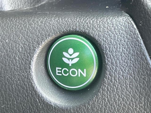 N-BOXカスタム G 禁煙車 純正ナビ バックカメラ コーナーセンサー スマートキー HIDヘッドライト ETC オートライト オートエアコン CD DVD再生 地デジ 横滑り防止装置 アイドリングストップ(30枚目)