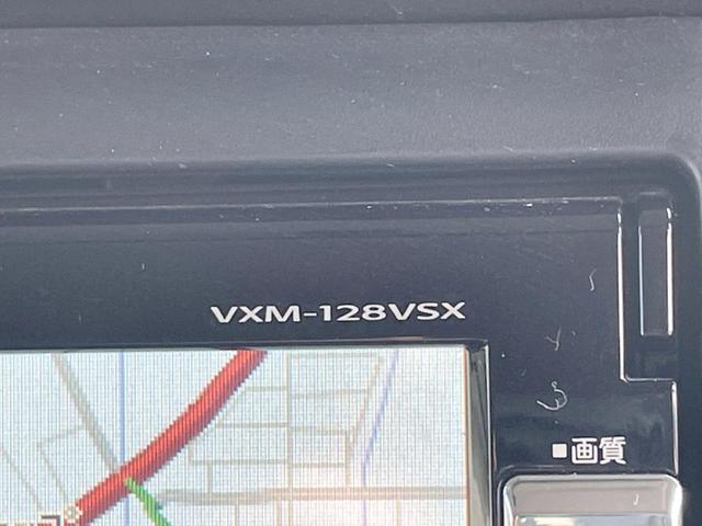 N-BOXカスタム G 禁煙車 純正ナビ バックカメラ コーナーセンサー スマートキー HIDヘッドライト ETC オートライト オートエアコン CD DVD再生 地デジ 横滑り防止装置 アイドリングストップ(33枚目)