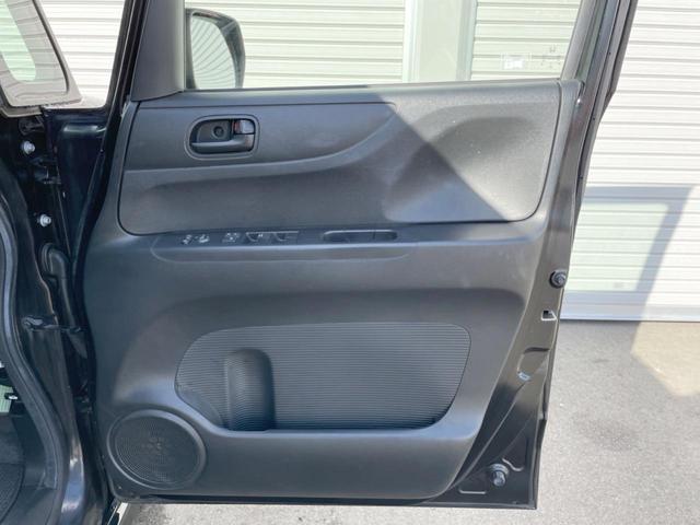 N-BOXカスタム G 禁煙車 純正ナビ バックカメラ コーナーセンサー スマートキー HIDヘッドライト ETC オートライト オートエアコン CD DVD再生 地デジ 横滑り防止装置 アイドリングストップ(46枚目)