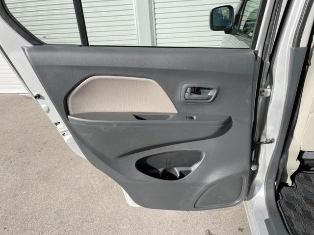 ワゴンR FX-E CDオーディオ 禁煙車 キーレスエントリー ヘッドライトレベライザー オートエアコン パワウィンドー(43枚目)