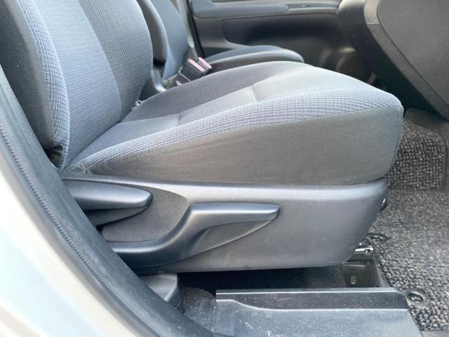 シエンタ G 両側電動ドア 純正SDナビ バックカメラ 禁煙車 ドラレコ スマートキー ビルトインETC オートハイビーム オートエアコン 純正 Bluetooth CD フルセグ(24枚目)