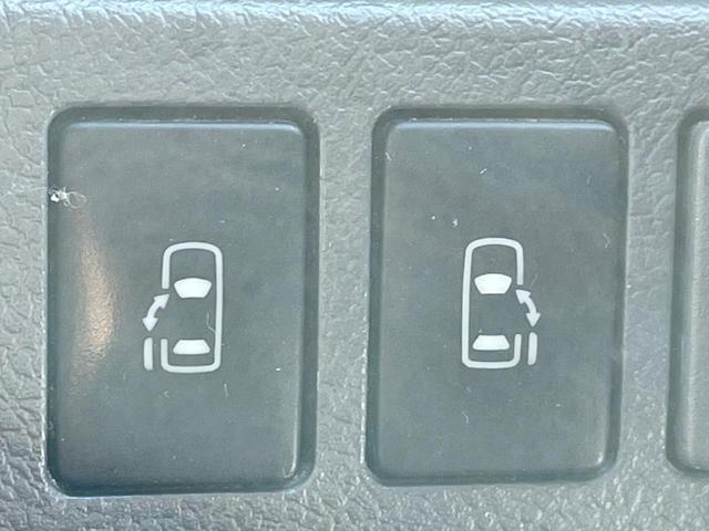 ヴォクシー ZS 煌II 禁煙車 両側電動ドア 純正SDナビ バックカメラ スマートキー HIDヘッド ビルトインETC オートライト デュアルエアコン 純正16インチアルミ Bluetooth CD 地デジ パドルシフト(5枚目)