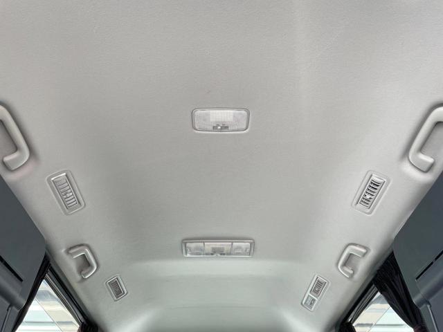 ヴォクシー ZS 煌II 禁煙車 両側電動ドア 純正SDナビ バックカメラ スマートキー HIDヘッド ビルトインETC オートライト デュアルエアコン 純正16インチアルミ Bluetooth CD 地デジ パドルシフト(40枚目)