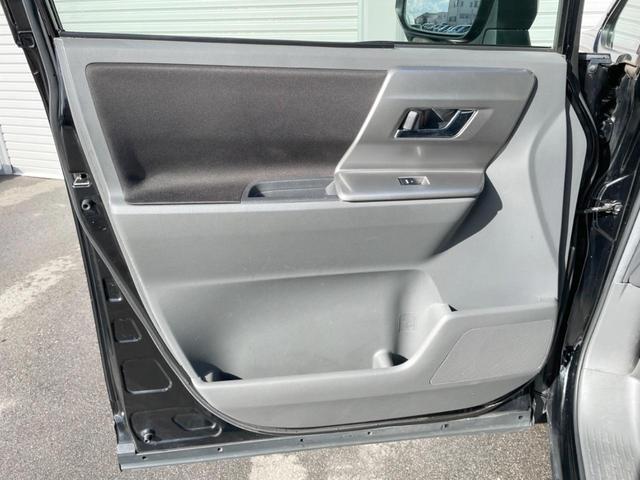 ヴォクシー ZS 煌II 禁煙車 両側電動ドア 純正SDナビ バックカメラ スマートキー HIDヘッド ビルトインETC オートライト デュアルエアコン 純正16インチアルミ Bluetooth CD 地デジ パドルシフト(51枚目)