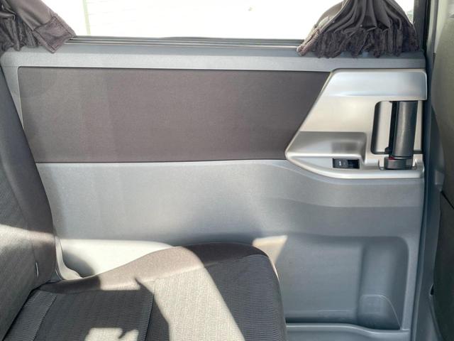 ヴォクシー ZS 煌II 禁煙車 両側電動ドア 純正SDナビ バックカメラ スマートキー HIDヘッド ビルトインETC オートライト デュアルエアコン 純正16インチアルミ Bluetooth CD 地デジ パドルシフト(52枚目)