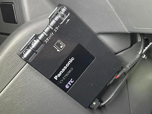 【ＥＴＣ】高速道路の料金所をストレスなく通過！話題のスポットやサービスエリアに多い「スマートＩＣ」利用時は必須のアイテムです。当店でセットアップを実施、ご納車当日からすぐにご利用いただけます！