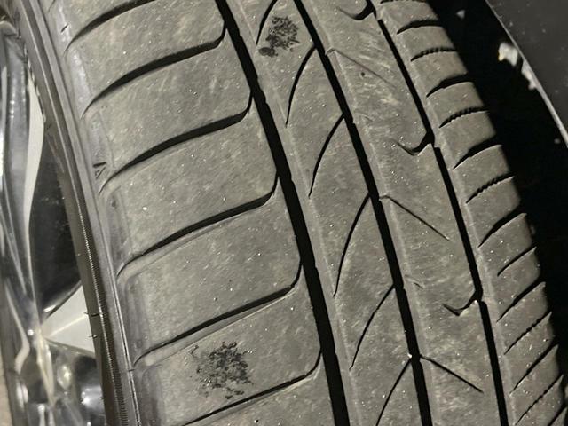 ステップワゴンスパーダ Z クールスピリット 両側電動ドア 禁煙車 ハーフレザーシート スマートキー HIDヘッド ETC クルコン 純正17インチアルミ オートライト オートエアコン CD DVD再生 フルセグ(22枚目)