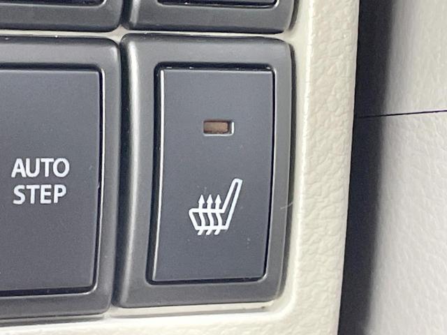 エブリイワゴン PZターボスペシャル 4WD ターボ 両側電動ドア バックカメラ 衝突被害軽減システム 禁煙車 シートヒーター コーナーセンサー スマートキー HIDヘッド ETC 純正14インチアルミ 車線逸脱警報 オートエアコン(8枚目)