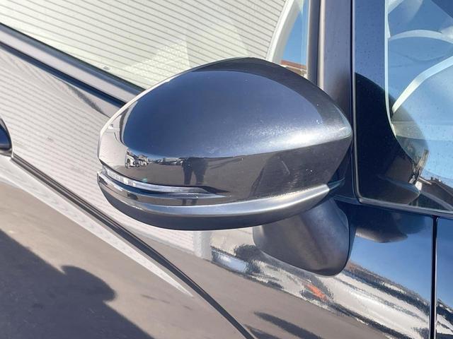 フィットハイブリッド Fパッケージ 禁煙車 純正ナビ スマートキー ETC オートエアコン Bluetooth 横滑り防止装置 電動格納ミラー CD・DVD再生(45枚目)