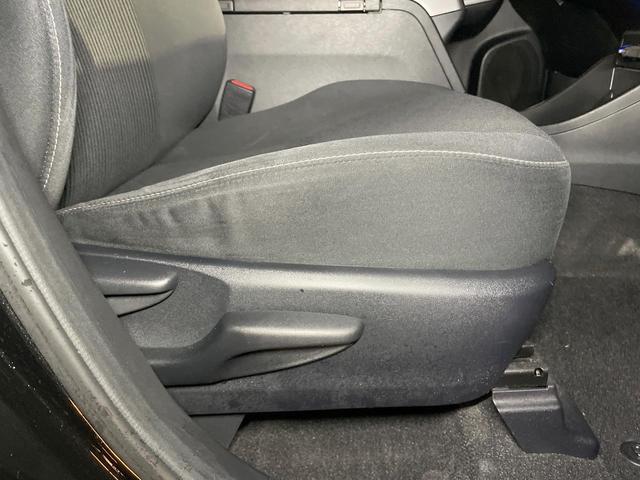 プリウスアルファ S 禁煙車 純正ナビ バックカメラ LEDヘッド ETC Bluetooth レーンキープアシスト スマートキー オートエアコン(34枚目)