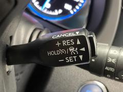 �ڥ졼�������롼������ȥ�����۹�®ƻϩ�Ǥ�Ĺ��Υ���Ԥ��ڤˡ�����ư��®�٤��ݤĥ��롼������ȥ����뤬�����ͷڸ������ƥ��Ϣ�Ȥ��������μ�ξ���Τ��Ƽִ֤��ݤĤ褦��®��Ĵ�ᤷ�Ƥ���ޤ����� 6