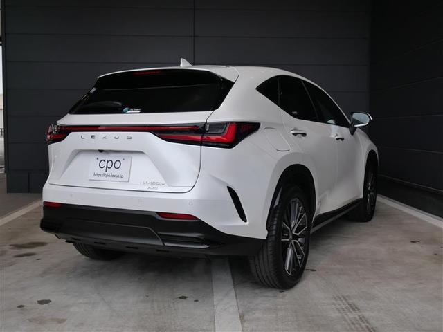 ＮＸ ＮＸ４５０ｈ＋　バージョンＬ　ＡＷＤ　パーキングサポートブレーキ〔ＰＫＳＢ〕　パノラミックビューモニター　デジタルインナーミラー　ムーンルーフ　ドライブレコーダー（３６０°＋リヤカメラドライブレコーダー）　レッドインテリア（2枚目）