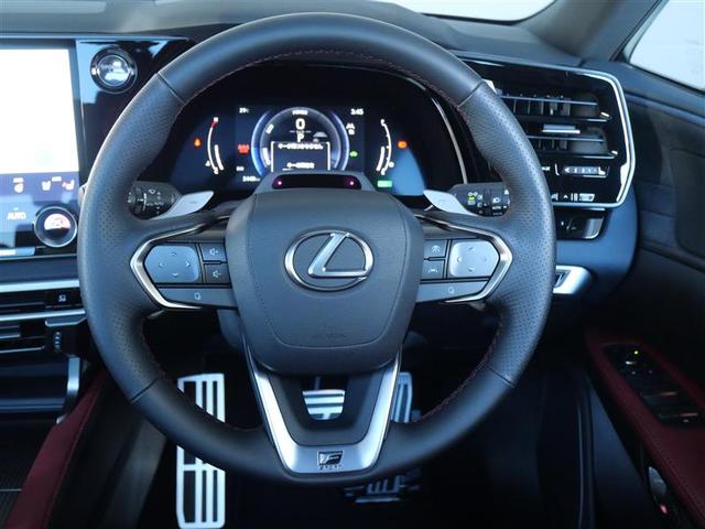 ＲＸ ＲＸ５００ｈ　Ｆスポーツパフォーマンス　ＡＷＤ　２１インチアルミホイール　ルーフレール　”マークレビンソン”プレミアムサラウンドサウンドシステム　寒冷地仕様　パノラマルーフ　輻射ヒーター　赤本革　純正ナビ　フルセグ地デジＴＶ　全方位モニター（7枚目）
